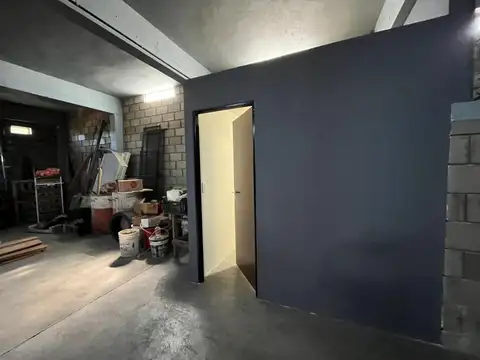 Avenida Presidente Arturo Umberto Illia 10700