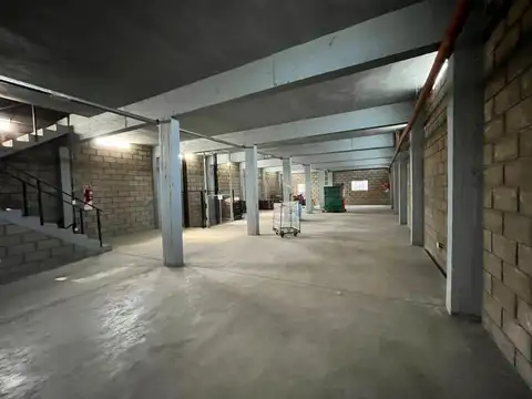 Galpon en Alquiler A Estrenar