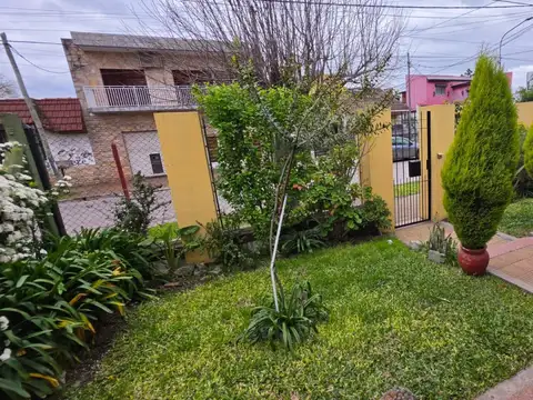 Casa en Venta en Alberdi, USD 70.000