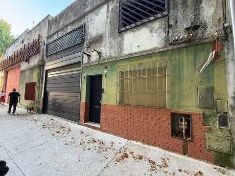 Galpon en Venta 26  mts Frente