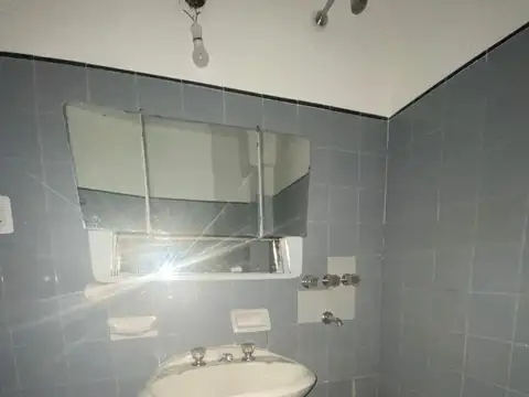 Departamento en Alquiler en Republica De La Sexta, $ 370.000