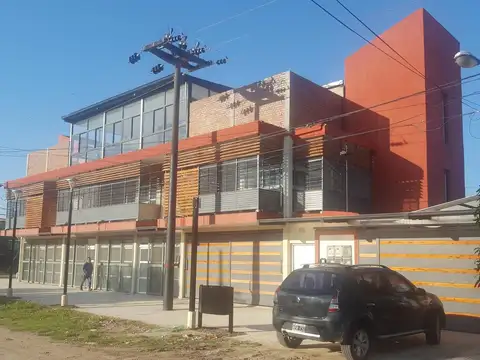 DEPARTAMENTO CON COCHERA EN ALQUILER