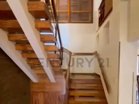 Casa en Alquiler de 5 dormitorios