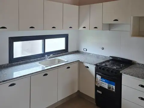Depto Tipo Casa en Venta de 3 ambientes