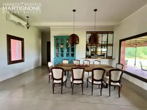 Casa 5 ambientes con 3 baños