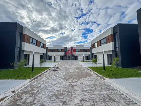 Casa en Venta en Manuel Alberti, USD 178.000