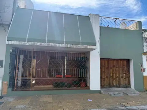 VENTA LOTE CON CASA A REFACCIONAR- APTO CREDITO