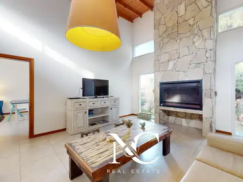 Casa 5 ambientes con 3 baños