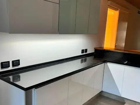 Departamento 4 ambientes con 3 baños