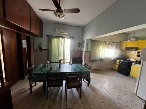 Casa en Venta en San Nicolas De Los Arroyos, USD 95.000