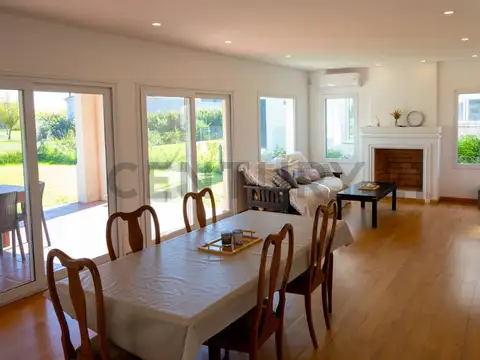 Casa en Alquiler en Puertos - Acacias, USD 1.650