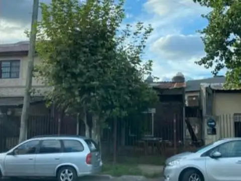 Lote 175 m² sobre calle principal - Ramos Mejía