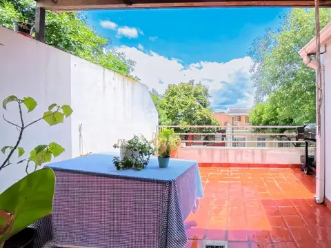 Depto Tipo Casa 3 ambientes con 2 baños