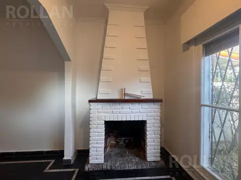 VENTA HERMOSA CASA EN CARAPACHAY