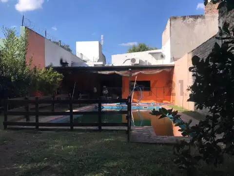Casa en venta- LOMAS DEL MIRADOR