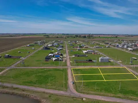 Venta de Terreno en Campos del Oeste  a media cuadra de la Ruta 18