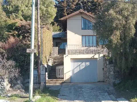 Casa en venta 4 amb Melipal, Bariloche con plena Vista al Lago Ideal Inversion
