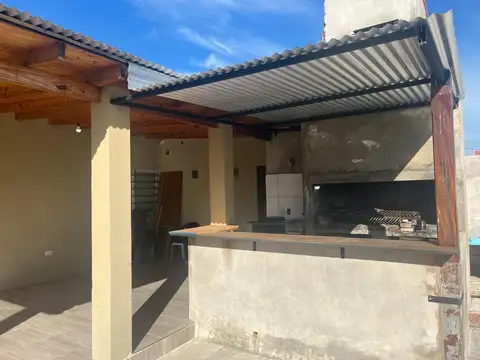 Casa en Venta con 5 cocheras