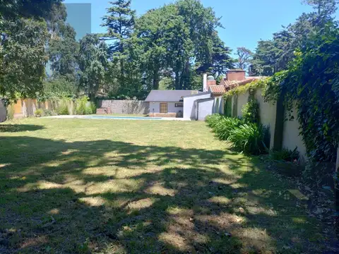 Casa/quincho en venta Barrio Montemar