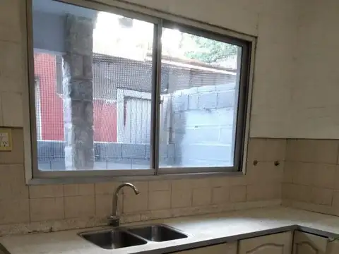 Depto Tipo Casa en Alquiler de 2 dormitorios