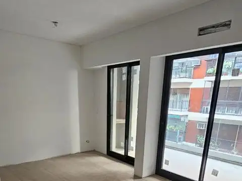 Luminoso 2 amb con balcón al FRENTE - Juncal 1200 - Recoleta a estrenar