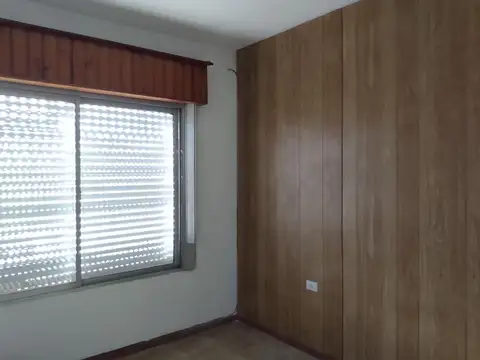 CASA 3 AMBIENTES- ALQUILER- TEMPERLEY