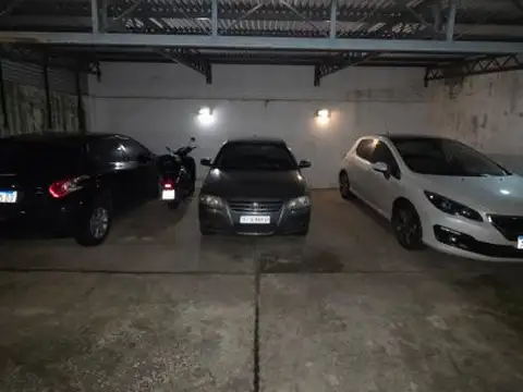 VENTA COCHERA ZONA NORTE JUAN JOSE PASO 700