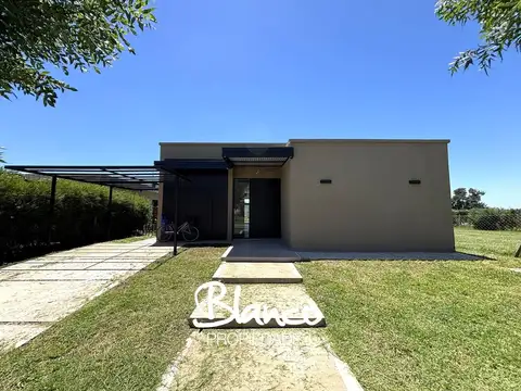 Casa  en Venta en Santo Tomas, Derqui, Pilar