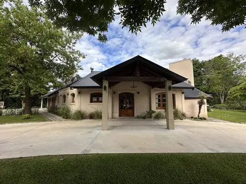 Casa en Alquiler al Noroeste