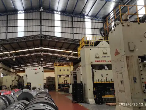 Galpon en Venta en San Fernando, USD 3.750.000