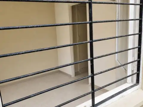 Depto Tipo Casa en Venta 67 años