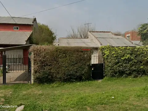 Casa con escritura en Villa Paris