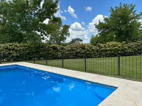 Calle 632 y del Pilar 100