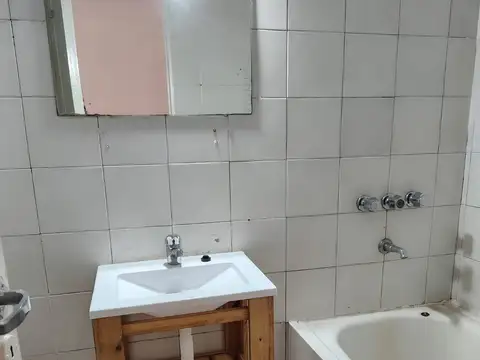SAN CRISTOBAL Monoambiente. 2ºPiso. La Rioja 1110