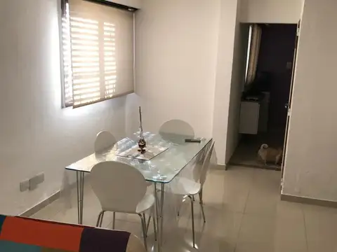 Casa en venta - 3 Dormitorios 6 Baños - Morón