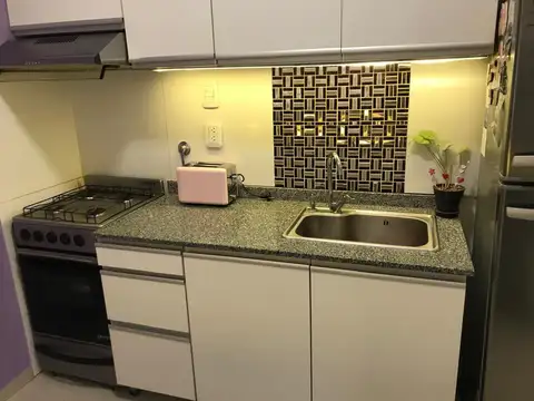 Casa en venta - 3 Dormitorios 6 Baños - Morón