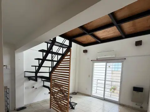 DEPARTAMENTO DUPLEX EN ALQUILER