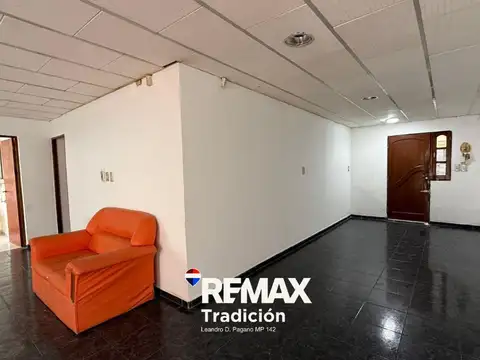 CASA 3 DORMITORIOS -VENTA RESISTENCIA CON COCHERA
