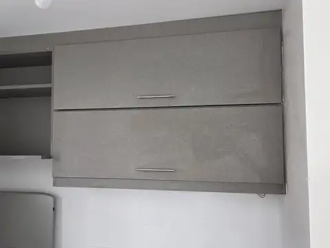 DEPARTAMENTO 2 AMB CON BALCON, NUEVO A ESTRENAR   PLENO CENTRO COMERCIAL DE CASEROS  