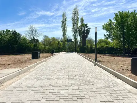Lote en Barrio Cerrado en venta en City Bell sobre Calle 473 [Cod: ]