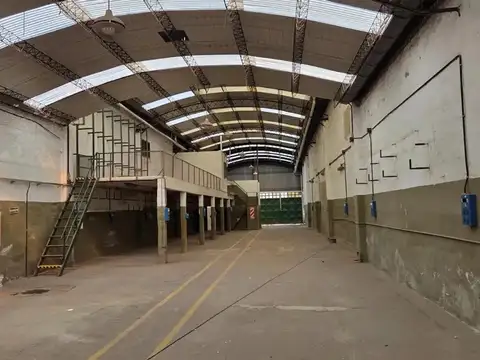 Alquiler de Nave Industrial/ Galpón de 800 m² en Tigre