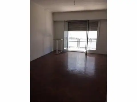 Ángel Giménez 100, Piso 2