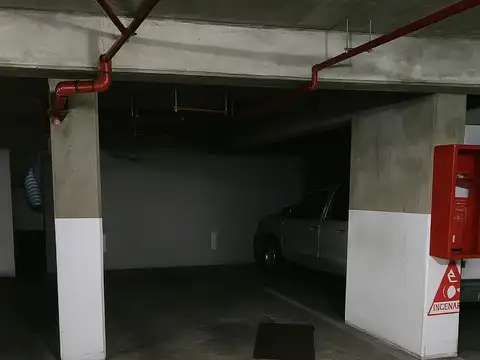 Oportunidad de Inversión: 6 Cocheras en Block | Alta Rentabilidad | Chile y Entre Ríos