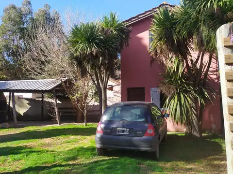 Casa mas departamento en Atlántida