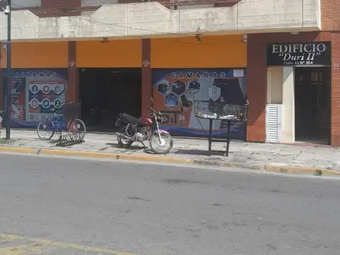 33 e/ 3 y 4
