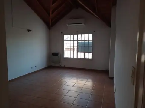 Depto Tipo Casa en Venta al Oeste