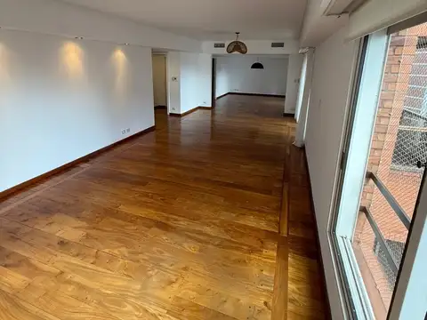 Departamento en Alquiler de 3 dormitorios