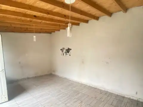 Depto Tipo Casa 2 ambientes con 1 baño