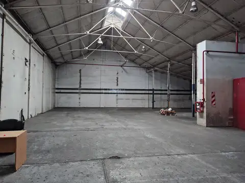 Galpón en venta en Barracas de 1.080 m2