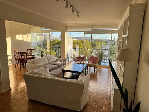 Venta Apartamento 4 Dormitorios en Pocitos con Vistas Panorámicas